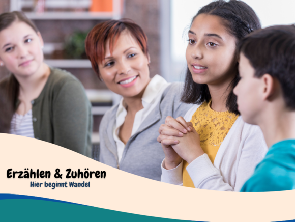 Gruppe Menschen die miteinander sprechen und Schriftzug "Erzählen & Zuhören. Hier beginnt Wandel"