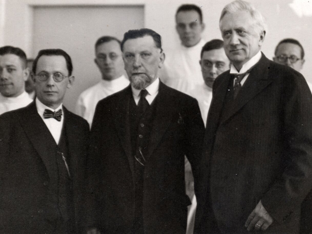 zweiter von links Prof. Lazarus, zweiter von rechts Prof. Forsell, Quelle: Nachfahren Paul Lazarus