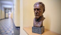 Büste von Prof. Dr. Paul Lazarus, Bildhauerin: Lilli Wislicenus