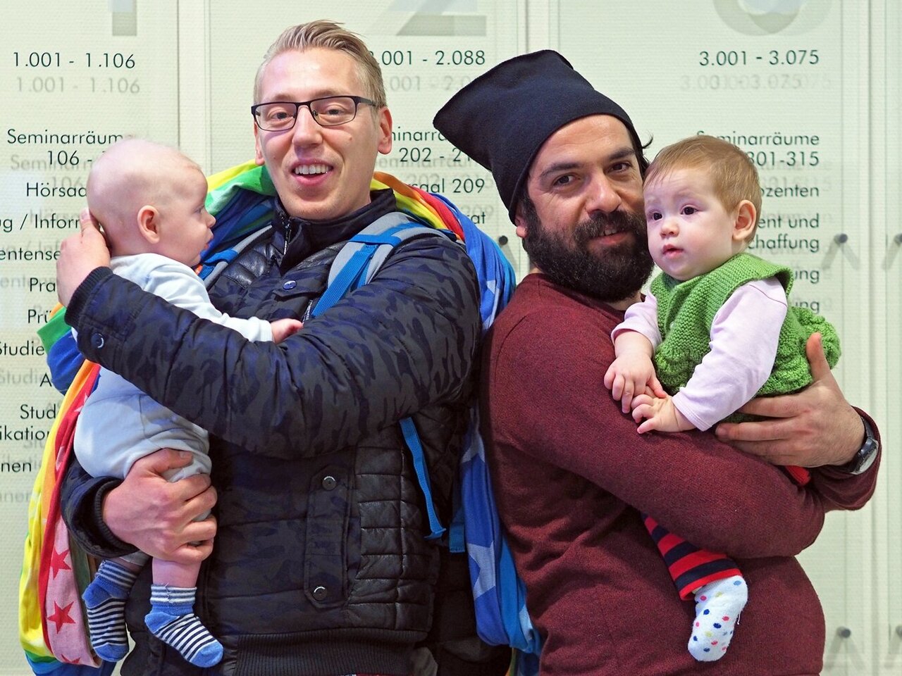 Väter mit ihren Baby in der KHSB