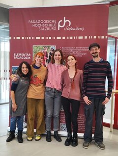 Inklusive Hochschule BIP in Salzburg, Studierende Sarah, Sasha, Anne-Marie, Annett, Max (von links nach rechts) 