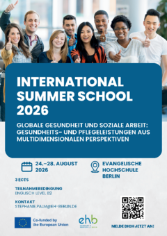 Bild zeigt Menschen und das Banner "International Summer School 2026" sowie weitere Adressdaten der Evangelischen Hochschule 