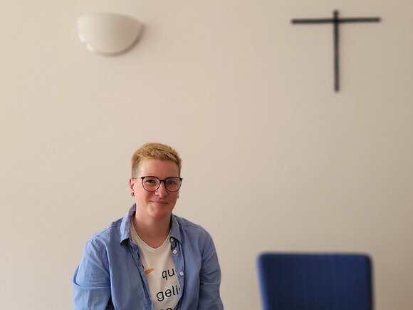 Maike-Max Axenkopf von OutinChurch e.V.