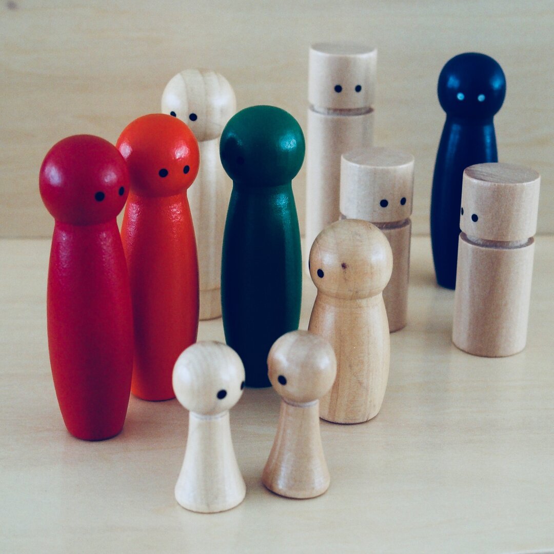 bunte Holzfiguren