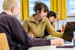 Illustration: studentische Forschung, Studierende der KHSB im Austausch