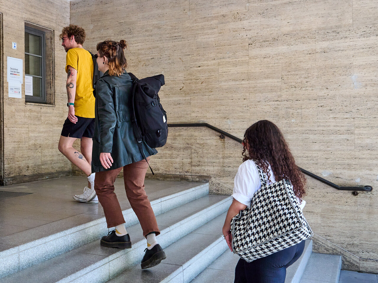 Der Eingang der KHSB.