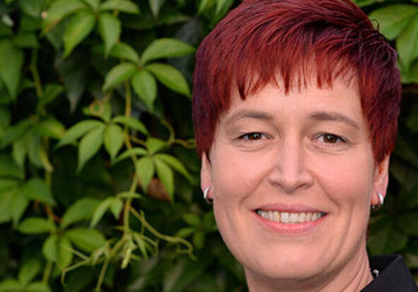Vorsitzende des AS: Prof. Dr. Kuhn-Zuber Gabriele