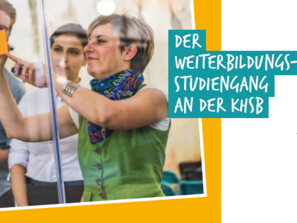 Studierende arbeiten zusammen, Bildaufschrift "Dein Weiterbildungsstudiengang an der KHSB"