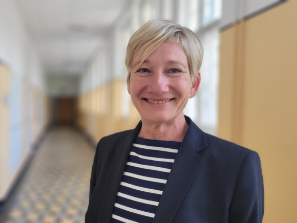 Prof. Dr. Katja Robinson