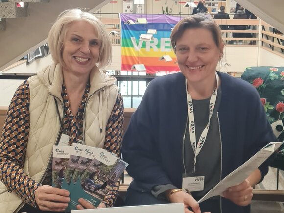 Christina Beifuss und Serafina Morrin auf der Global Engagement Week in Belgien